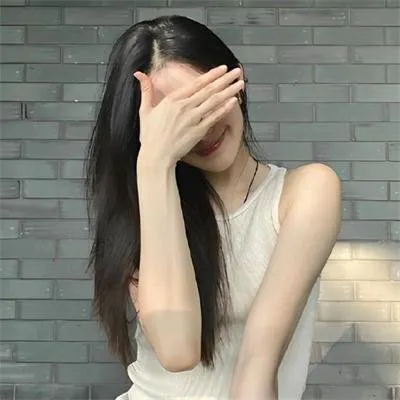 【灾难逃生】《极限逃生/EXIT》林允儿曹政奭：首尔全城被毒气笼罩，废柴男主的极限跑酷救命大法