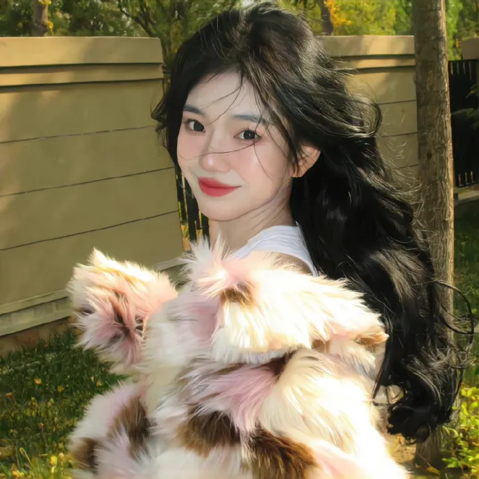 萝莉与太妹的友谊《下妻物语》深田恭子土屋太凤：穿洛丽塔的乖乖女与骑重机车的暴走族爆笑青春